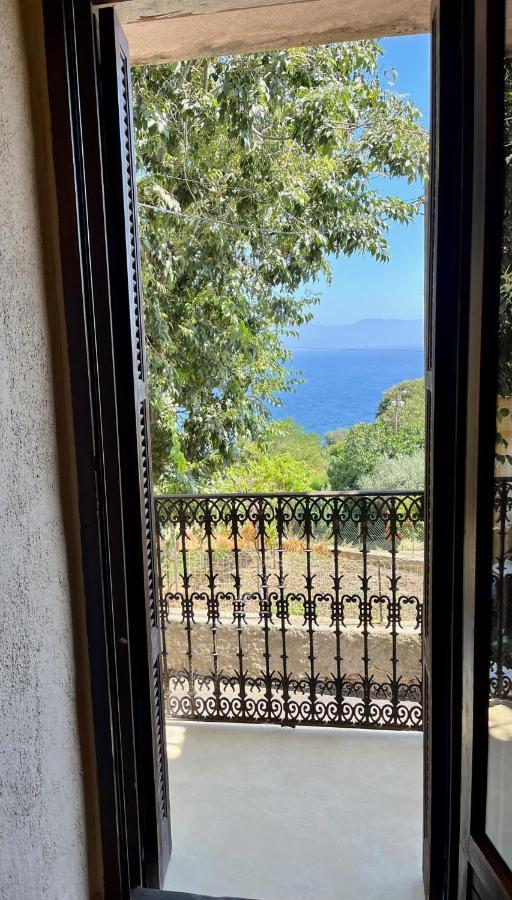 Charmant Duplex Au Coeur De Cargese Vue Mer Zewnętrze zdjęcie